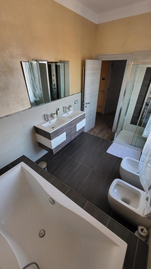 La Casa Del Buonviaggio Apartman La Spezia Kültér fotó